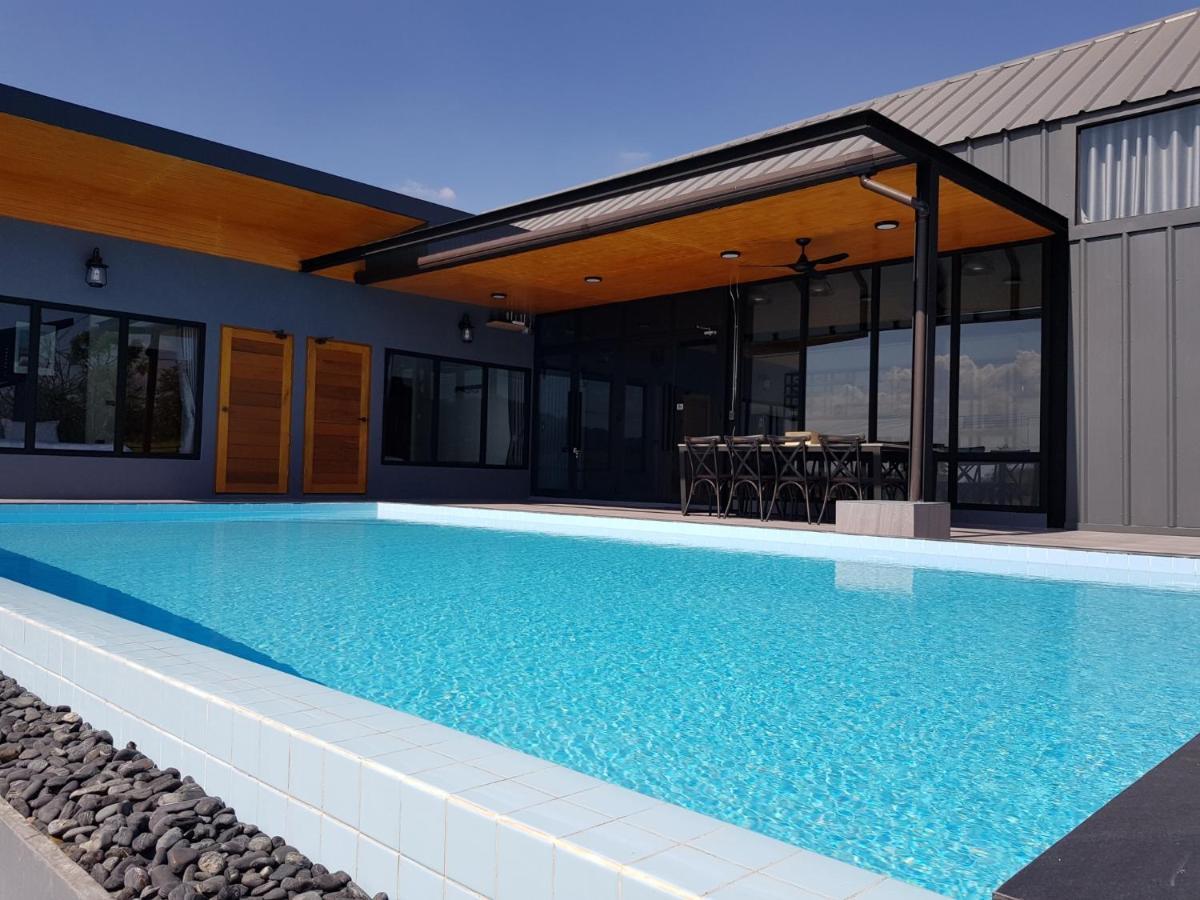 Nordic Cabin And The Pool Ban Sap Noi Екстериор снимка