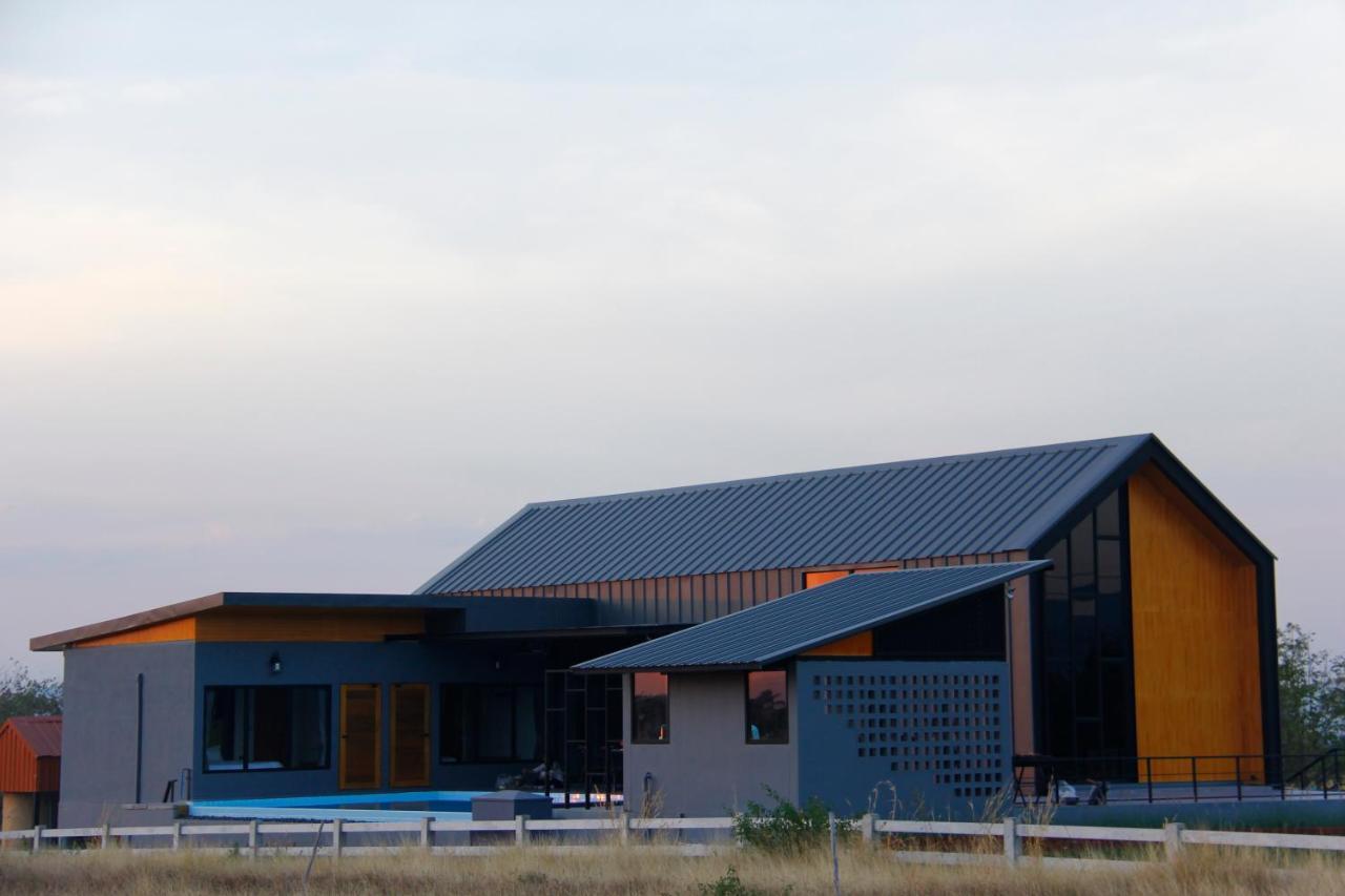 Nordic Cabin And The Pool Ban Sap Noi Екстериор снимка